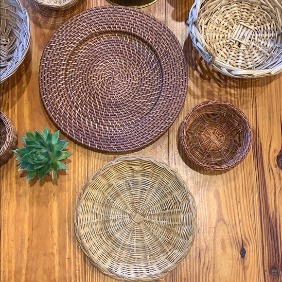 ⭐️HP Best in Home⭐️ Boho basket & brass wall set - Picture 2 of 12